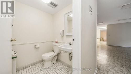 1601 - 3170 Kirwin Avenue, Mississauga (Cooksville), ON - Indoor Photo Showing Bathroom