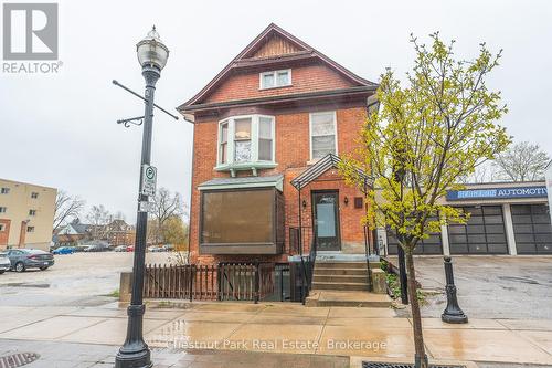 715 2Nd Avenue E, Owen Sound, ON - Outdoor With Facade