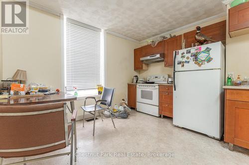 715 2Nd Avenue E, Owen Sound, ON - Indoor Photo Showing Kitchen