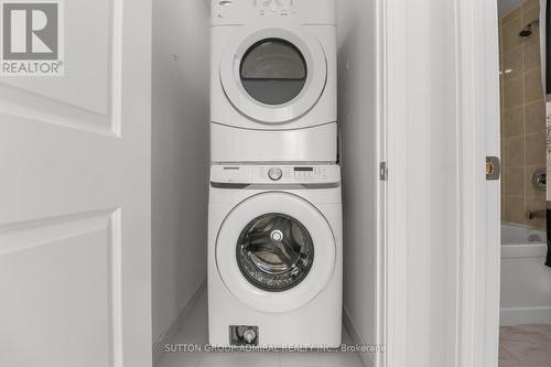 2904 - 60 Absolute Avenue, Mississauga, ON - Indoor Photo Showing Laundry Room