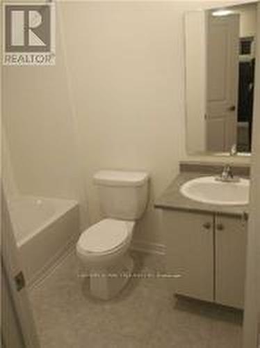 115 - 100 Parrotta Drive, Toronto, ON - Indoor Photo Showing Bathroom