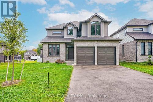 538 Masters Drive, Woodstock, ON - Outdoor With Facade