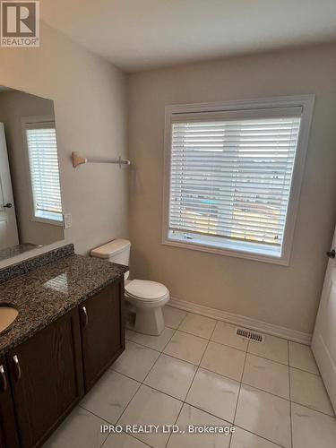 179 Law Drive, Guelph, ON - Indoor Photo Showing Bathroom