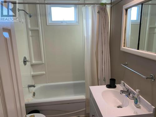 9 West Muddy Hole Road, Burgeo, NL - Indoor Photo Showing Bathroom