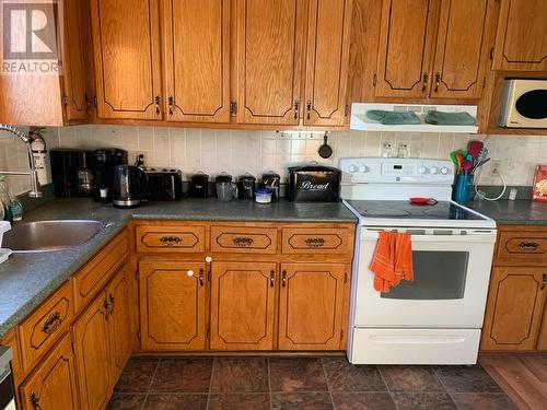 9 West Muddy Hole Road, Burgeo, NL - Indoor Photo Showing Kitchen