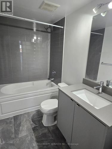 B208 - 3200 Dakota Common, Burlington, ON - Indoor Photo Showing Bathroom