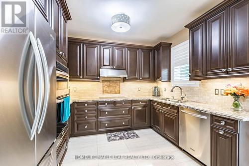 34 Jolana Crescent, Halton Hills, ON - Indoor Photo Showing Kitchen