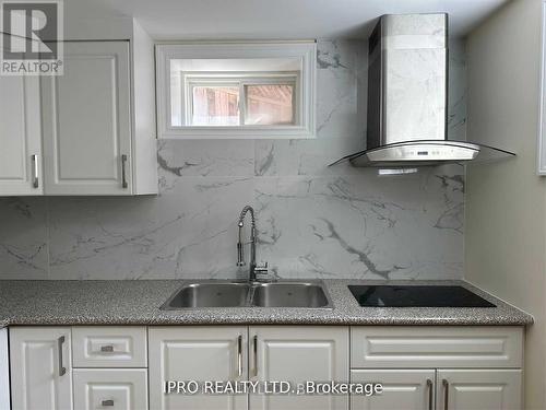 Bsmt - 6348 Newcombe Drive, Mississauga, ON - Indoor Photo Showing Kitchen