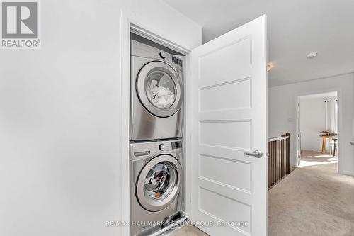 570 Halo, Ottawa, ON - Indoor Photo Showing Laundry Room