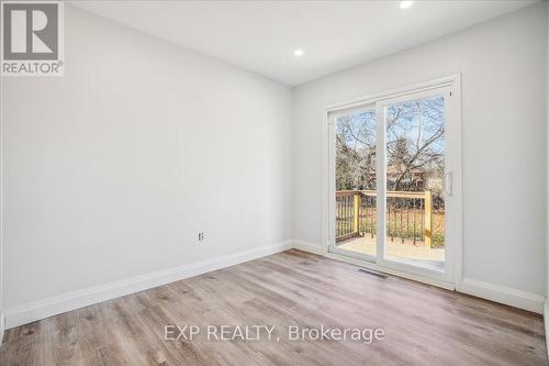 118 Deschene Avenue, Hamilton, ON - Indoor Photo Showing Other Room