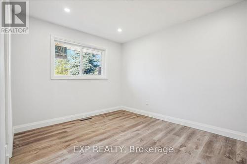 118 Deschene Avenue, Hamilton, ON - Indoor Photo Showing Other Room