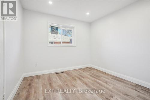 118 Deschene Avenue, Hamilton, ON - Indoor Photo Showing Other Room