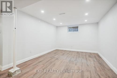 118 Deschene Avenue, Hamilton, ON - Indoor Photo Showing Other Room