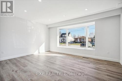 118 Deschene Avenue, Hamilton, ON - Indoor Photo Showing Other Room