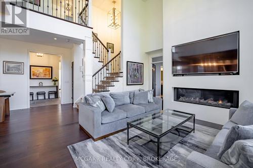 1 Tuscany Court N, St. Catharines, ON - Indoor Photo Showing Living Room With Fireplace