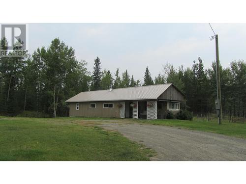 5662 Horse Lake Road, 100 Mile House, BC - Outdoor