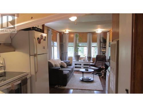 5662 Horse Lake Road, 100 Mile House, BC - Indoor