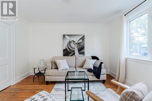 757 Sammon Avenue, Toronto, ON - Indoor Photo Showing Living Room