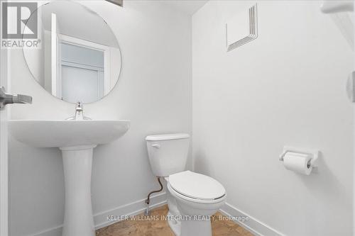 B - 2016 Dorima Street, Ottawa, ON - Indoor Photo Showing Bathroom