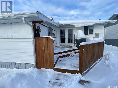 715 6Th Avenue, Hudson Bay, SK - Outdoor