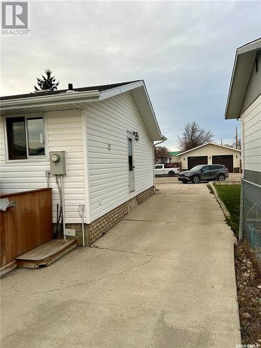 715 6Th Avenue, Hudson Bay, SK - Outdoor With Exterior