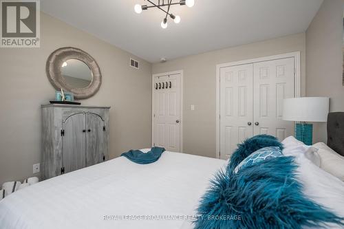 657 Gwen Avenue, Kingston (City Northwest), ON - Indoor Photo Showing Bedroom