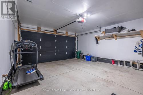 657 Gwen Avenue, Kingston (City Northwest), ON - Indoor Photo Showing Garage