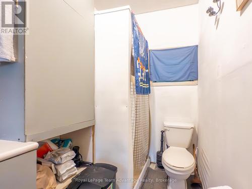 407 Highway 124, Mcdougall, ON - Indoor Photo Showing Bathroom