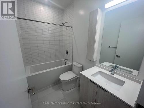 707 - 86 Dundas Street E, Mississauga, ON - Indoor Photo Showing Bathroom