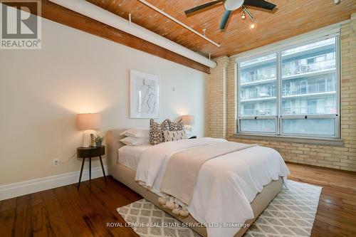 406 - 781 King Street W, Toronto, ON - Indoor Photo Showing Bedroom