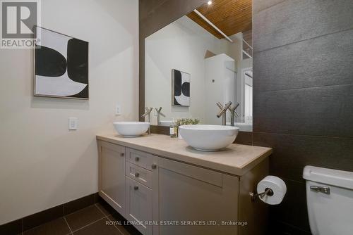 406 - 781 King Street W, Toronto, ON - Indoor Photo Showing Bathroom