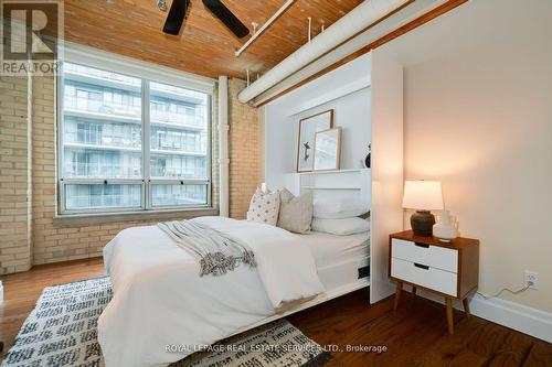 406 - 781 King Street W, Toronto, ON - Indoor Photo Showing Bedroom