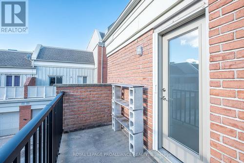 106 Robert'S Row, Cobourg, ON - Outdoor With Balcony With Exterior