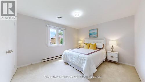 20 Elkpath Avenue, Toronto, ON - Indoor Photo Showing Bedroom