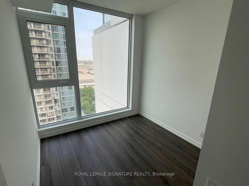 2309-7890 Jane St, Vaughan, ON - Indoor Photo Showing Other Room