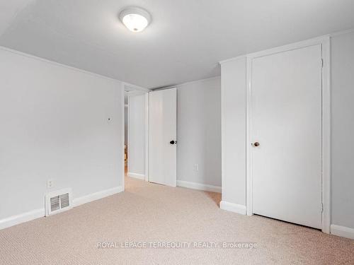 58 Main St N, Newmarket, ON - Indoor Photo Showing Other Room