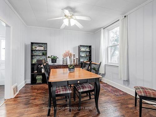 58 Main St N, Newmarket, ON - Indoor Photo Showing Dining Room