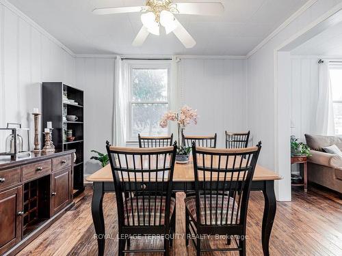 58 Main St N, Newmarket, ON - Indoor Photo Showing Dining Room