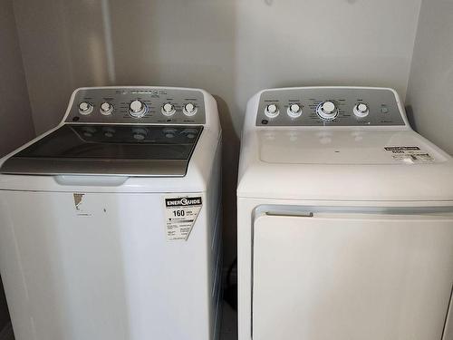 984 Wright Dr, Midland, ON - Indoor Photo Showing Laundry Room