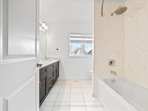 8 Elkington Lane, Brantford, ON - Indoor Photo Showing Bathroom