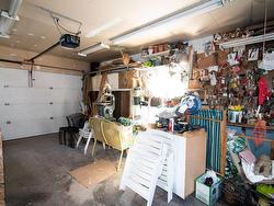 Garage - 