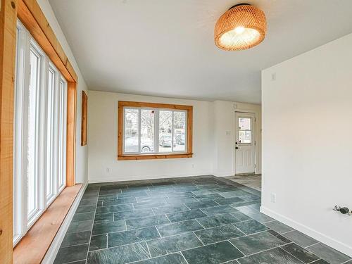 Family room - 1312Z Rue Dion, Val-David, QC - Indoor Photo Showing Other Room