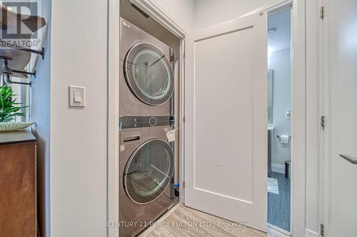 205 - 2150 Lawrence Avenue E, Toronto, ON - Indoor Photo Showing Laundry Room