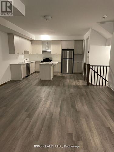 1262 Havelock Gardens, Milton, ON - Indoor Photo Showing Kitchen With Stainless Steel Kitchen