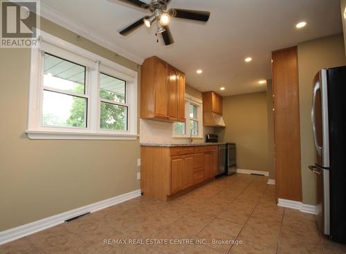 Main - 376 Humewood Avenue, Oshawa, ON - Indoor Photo Showing Kitchen