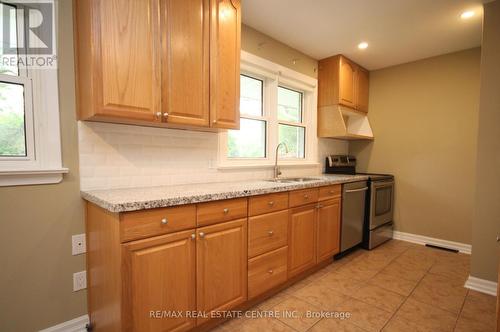 Main - 376 Humewood Avenue, Oshawa, ON - Indoor Photo Showing Kitchen