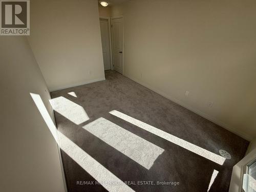 150 Turnberry Lane, Barrie, ON - Indoor Photo Showing Other Room