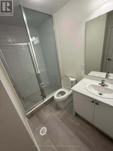 150 Turnberry Lane, Barrie, ON - Indoor Photo Showing Bathroom