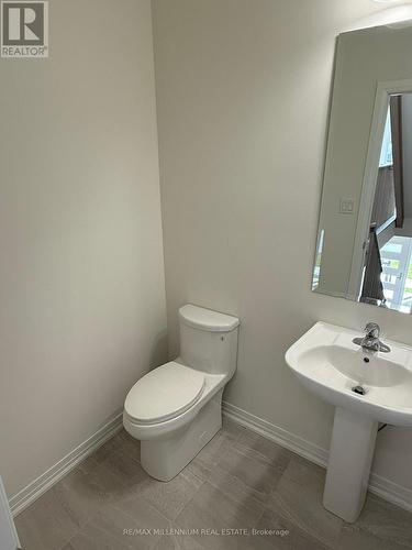 150 Turnberry Lane, Barrie, ON - Indoor Photo Showing Bathroom