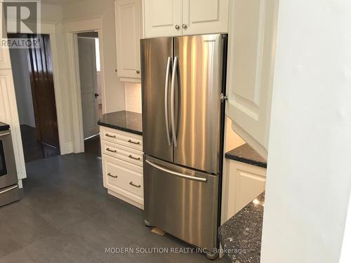 28 Forest Avenue, Mississauga, ON - Indoor Photo Showing Kitchen